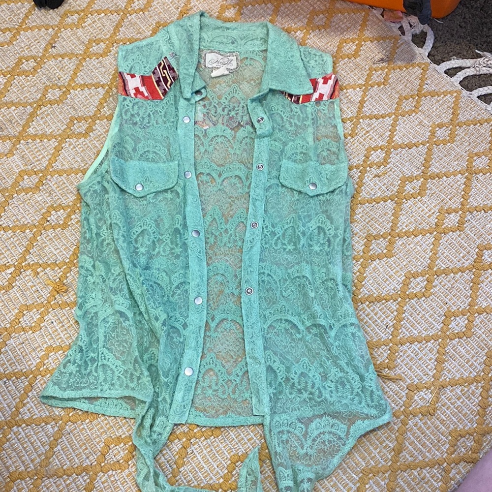 Nick & Mo, green/aqua, lace, button up tank. Size L. Fits like a M in the bust